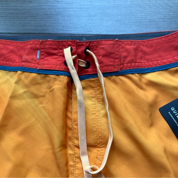 Mens Quicksilver Board Shorts Multi Color 19in Mid Length - Picture 6 of 7